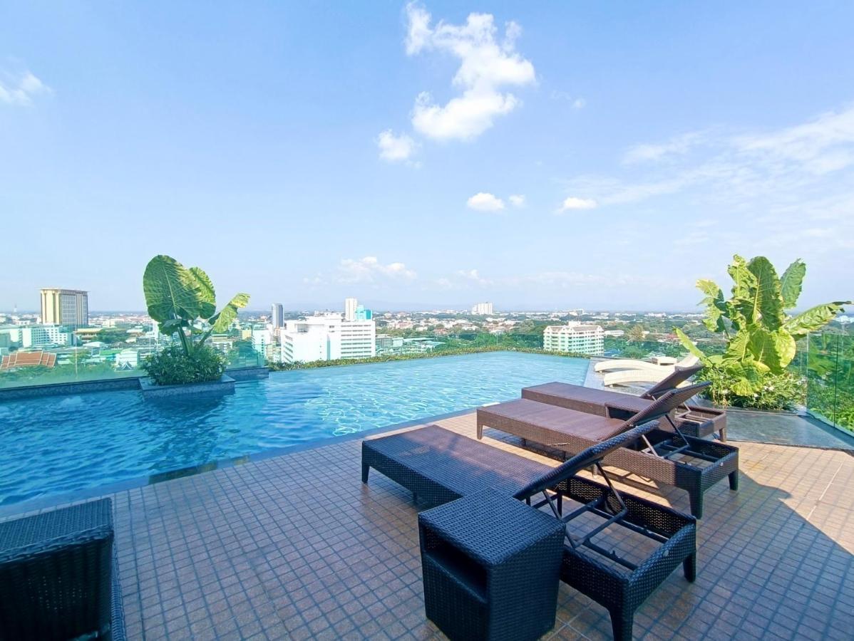 The Astra Condo City Center Chiang Mai Esterno foto